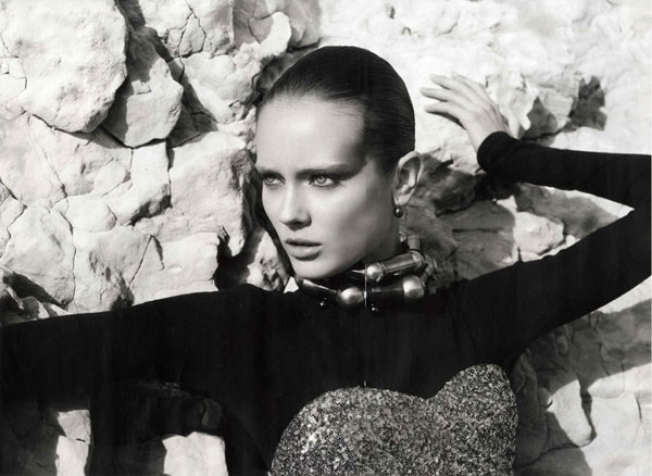 Numéro #109 Dec/Jan 2010 | Monika Jagaciak by Richard Bush monikajagaciak Numéro #109 Dec/Jan 2010 | Monika Jagaciak by Richard Bush