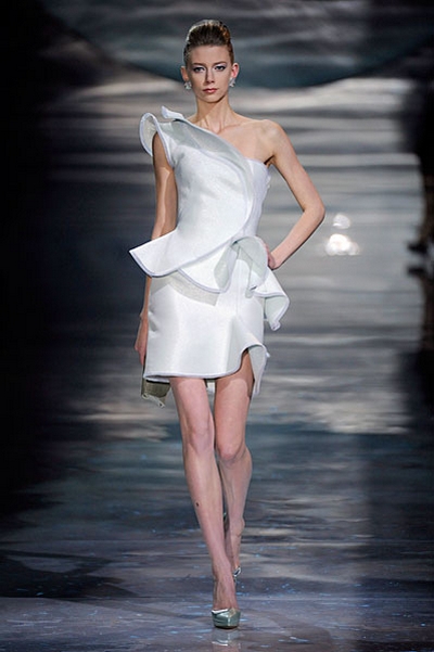 armaniprivess10couture19 Paris Haute Couture | Armani Privé Spring 2010