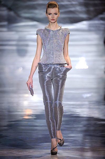 armaniprivess10couture25 Paris Haute Couture | Armani Privé Spring 2010