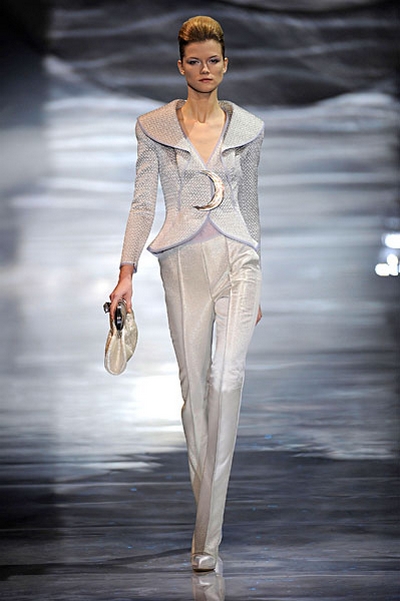 armaniprivess10couture5 Paris Haute Couture | Armani Privé Spring 2010