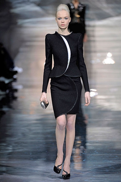 armaniprivess10couture9 Paris Haute Couture | Armani Privé Spring 2010