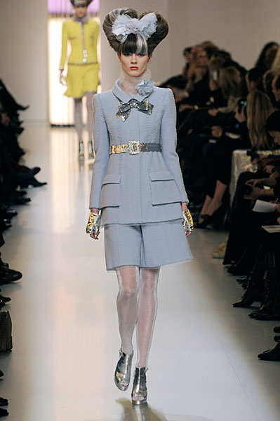 chanelss10couture14 Paris Haute Couture | Chanel Spring 2010 Couture