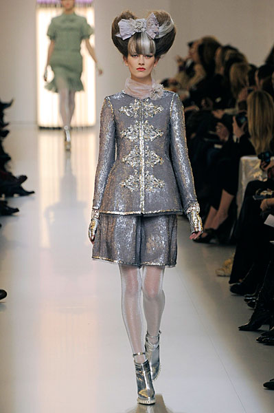chanelss10couture20 Paris Haute Couture | Chanel Spring 2010 Couture