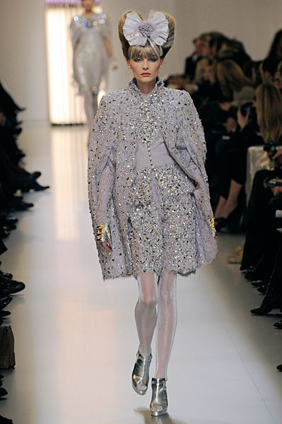 chanelss10couture25 Paris Haute Couture | Chanel Spring 2010 Couture