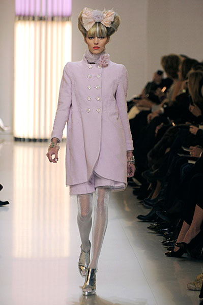 chanelss10couture8 Paris Haute Couture | Chanel Spring 2010 Couture