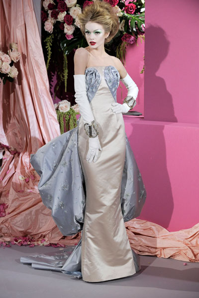 christiandiorss10couture8 Paris Haute Couture | Christian Dior Spring 2010 Couture