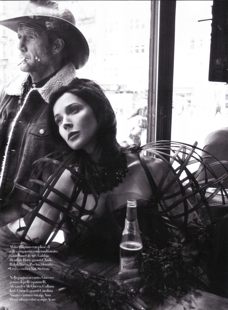 Three Women | Agyness, Daphne & Jamie by Steven Meisel for Vogue Italia March 2010 womenmeisel4 Three Women | Agyness, Daphne & Jamie by Steven Meisel for Vogue Italia March 2010