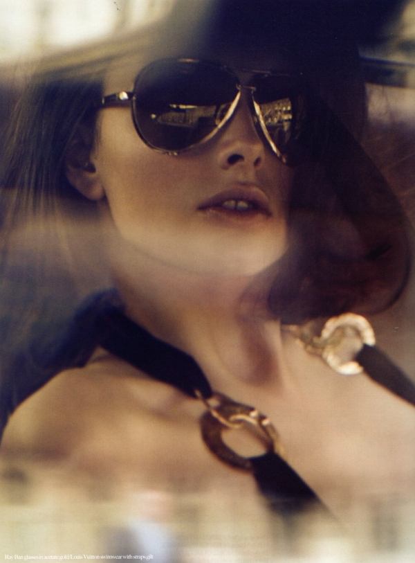 darla baker The Waiting Worlds | Darla Baker by Loic Peoch & Ludovic Andral