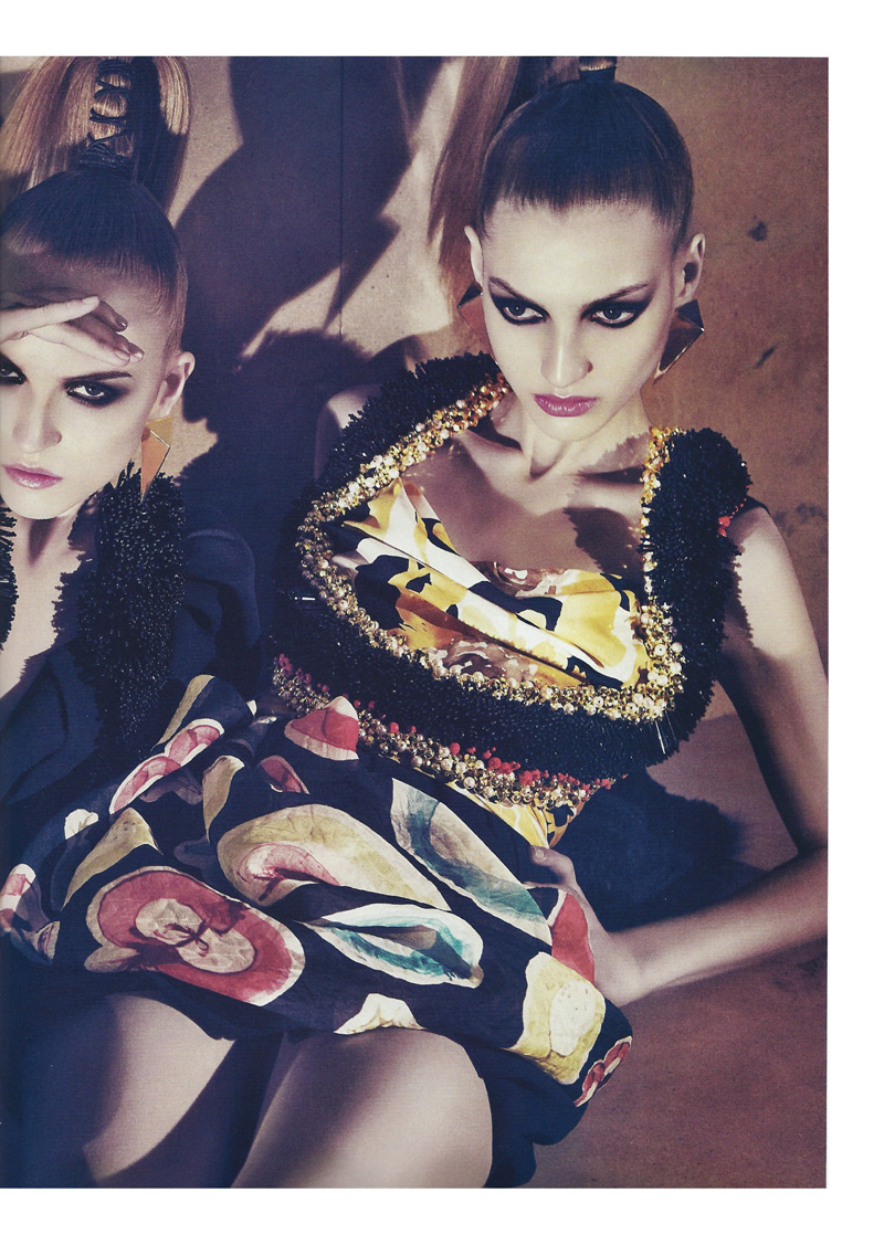 Anabela, Ella & Simona by Sebastian Kim | <em>Numéro</em> #112 sebastian kim10 Anabela, Ella & Simona by Sebastian Kim | <em>Numéro</em> #112