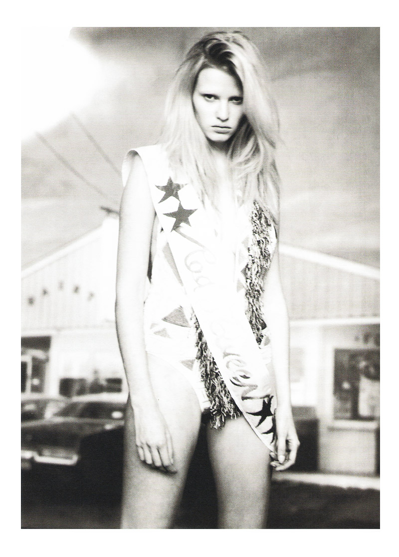 larabeauty2 Morning Beauty | Lara Stone by Paolo Roversi