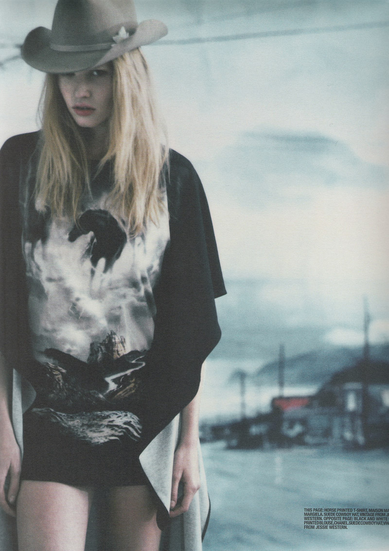 larabeauty6 Morning Beauty | Lara Stone by Paolo Roversi