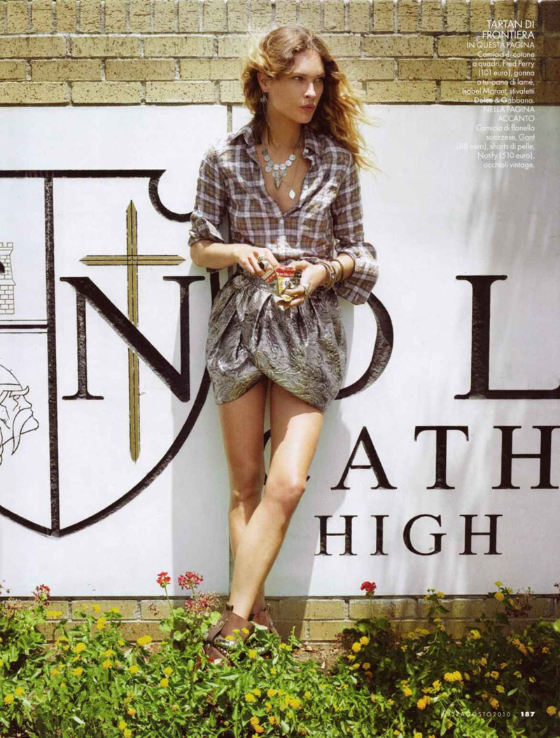 erin wasson19 Erin Wasson for <em>Elle Italia</em> August 2010 by David Mushegain