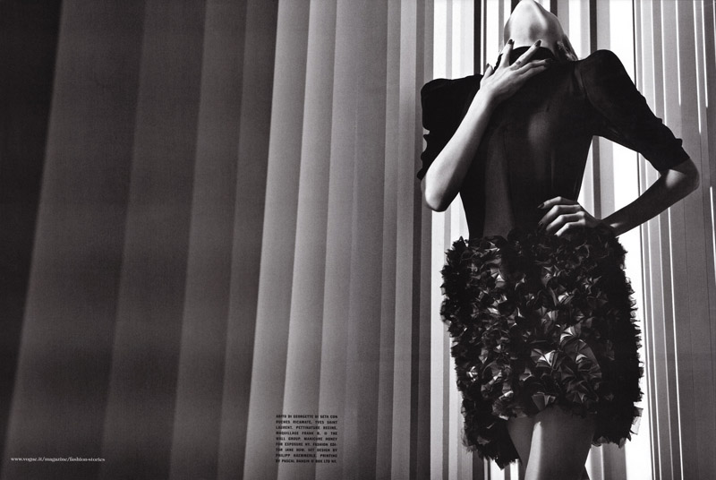 Abbey Lee Kershaw by Mario Sorrenti in Variation on Chic | <em>Vogue Italia</em> August 2010 abbey lee kershaw14 Abbey Lee Kershaw by Mario Sorrenti in Variation on Chic | <em>Vogue Italia</em> August 2010