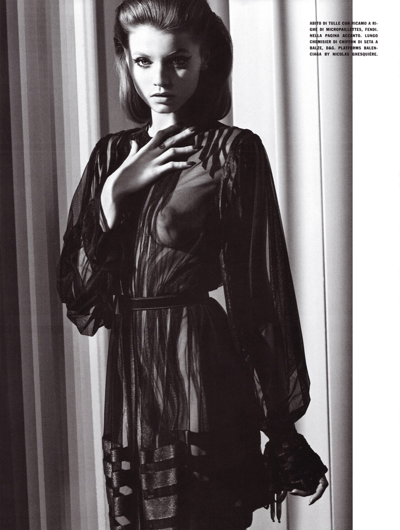 Abbey Lee Kershaw by Mario Sorrenti in Variation on Chic | <em>Vogue Italia</em> August 2010 abbey lee kershaw5 Abbey Lee Kershaw by Mario Sorrenti in Variation on Chic | <em>Vogue Italia</em> August 2010
