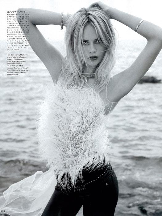 Natasha Poly by Karl Lagerfeld for <em>Vogue Nippon</em> September 2010 natasha poly8 Natasha Poly by Karl Lagerfeld for <em>Vogue Nippon</em> September 2010