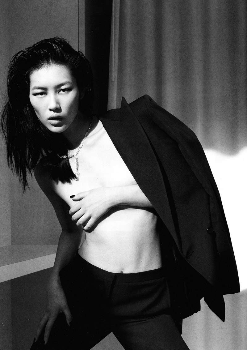 liu numero2 Liu Wen for <em>Numéro China</em> October 2010 by Tiziano Magni