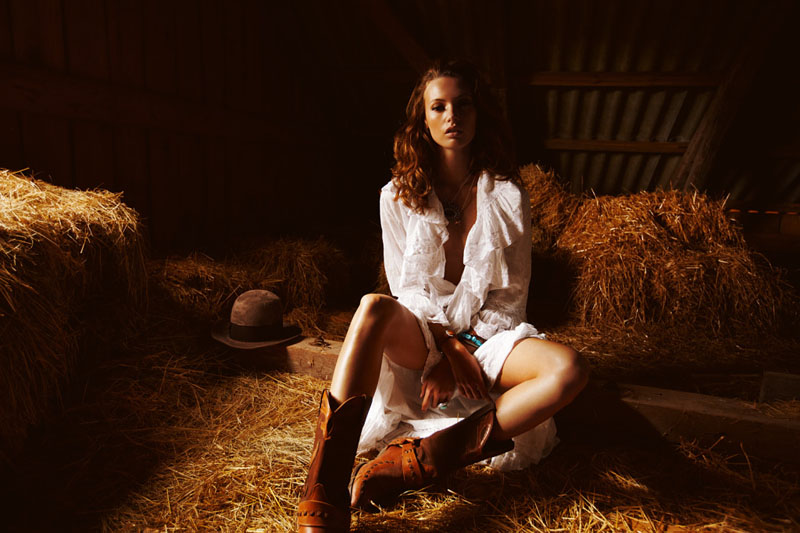 Mona Johannesson by Jimmy Backius for <em>Fashion Tale</em> Fall 2010 mona johannesson4 Mona Johannesson by Jimmy Backius for <em>Fashion Tale</em> Fall 2010