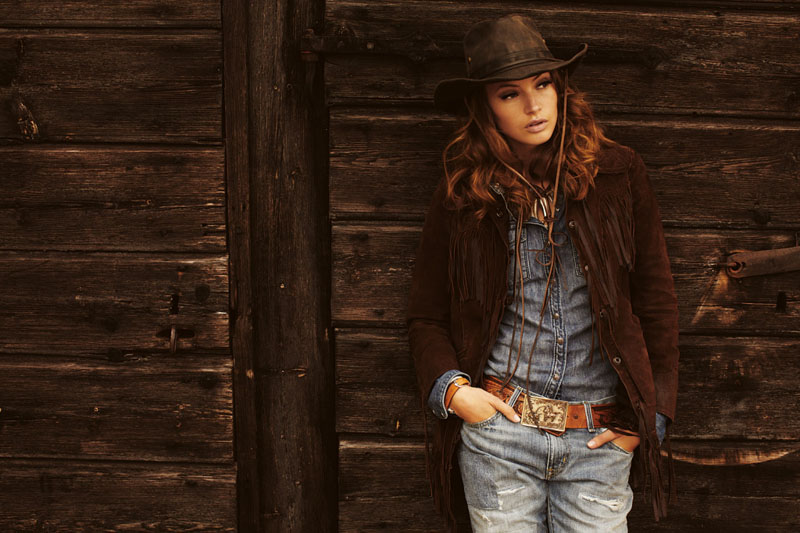 Mona Johannesson by Jimmy Backius for <em>Fashion Tale</em> Fall 2010 mona johannesson9 Mona Johannesson by Jimmy Backius for <em>Fashion Tale</em> Fall 2010