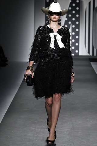 Moschino Spring 2011 | Milan Fashion Week moschinospring20 Moschino Spring 2011 | Milan Fashion Week