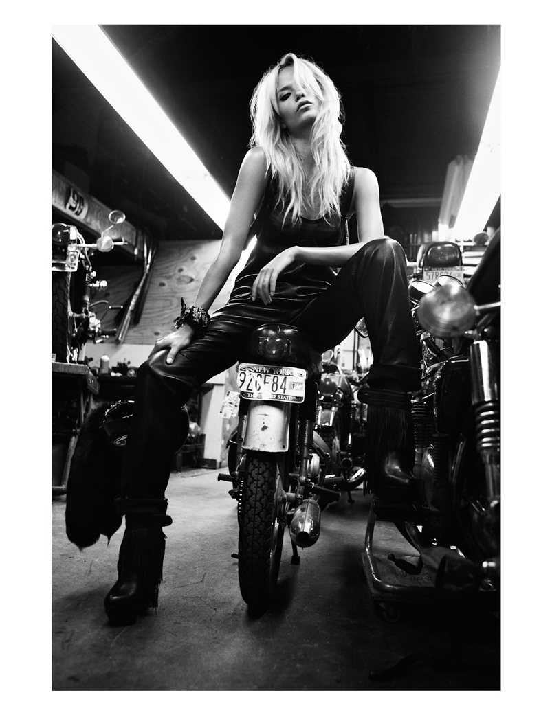 Natasha Poly by Lachlan Bailey for <em>Vogue Spain</em> November 2011 natasha poly2 Natasha Poly by Lachlan Bailey for <em>Vogue Spain</em> November 2011