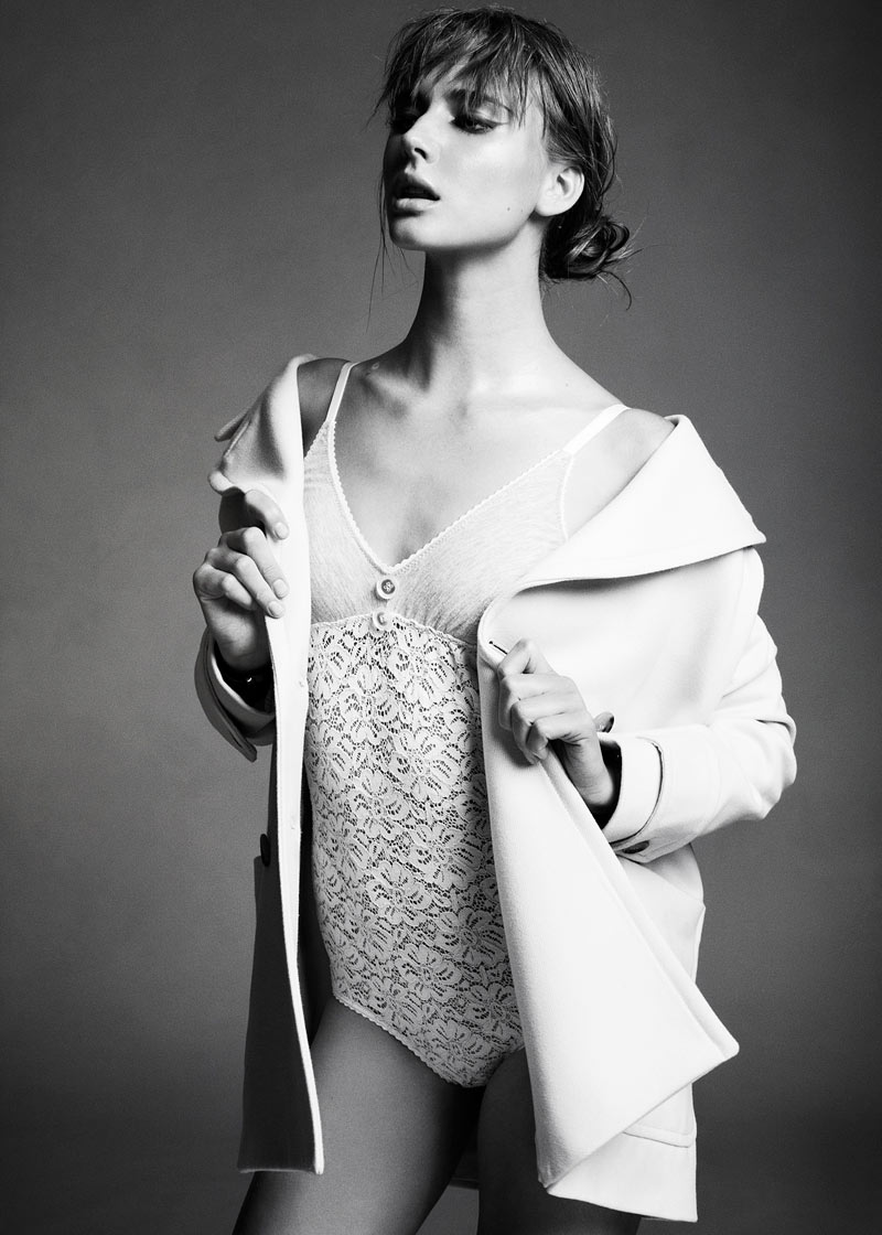 siri5 Siri Crafoord by Fredrik Wannerstedt for <em>A Perfect Guide</em>