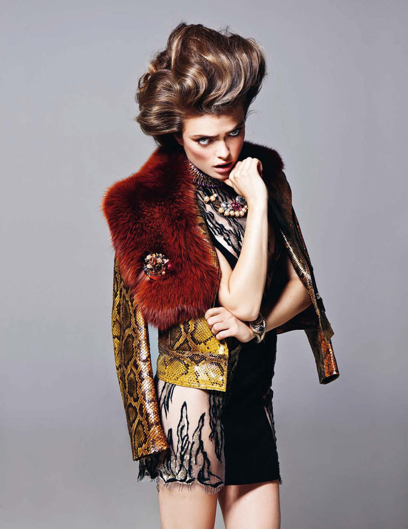 Sophie Vlaming by Raphael Delorme & Thierno Sy for <em>Vogue Portugal</em> December 2011 sophie vlaming10 Sophie Vlaming by Raphael Delorme & Thierno Sy for <em>Vogue Portugal</em> December 2011