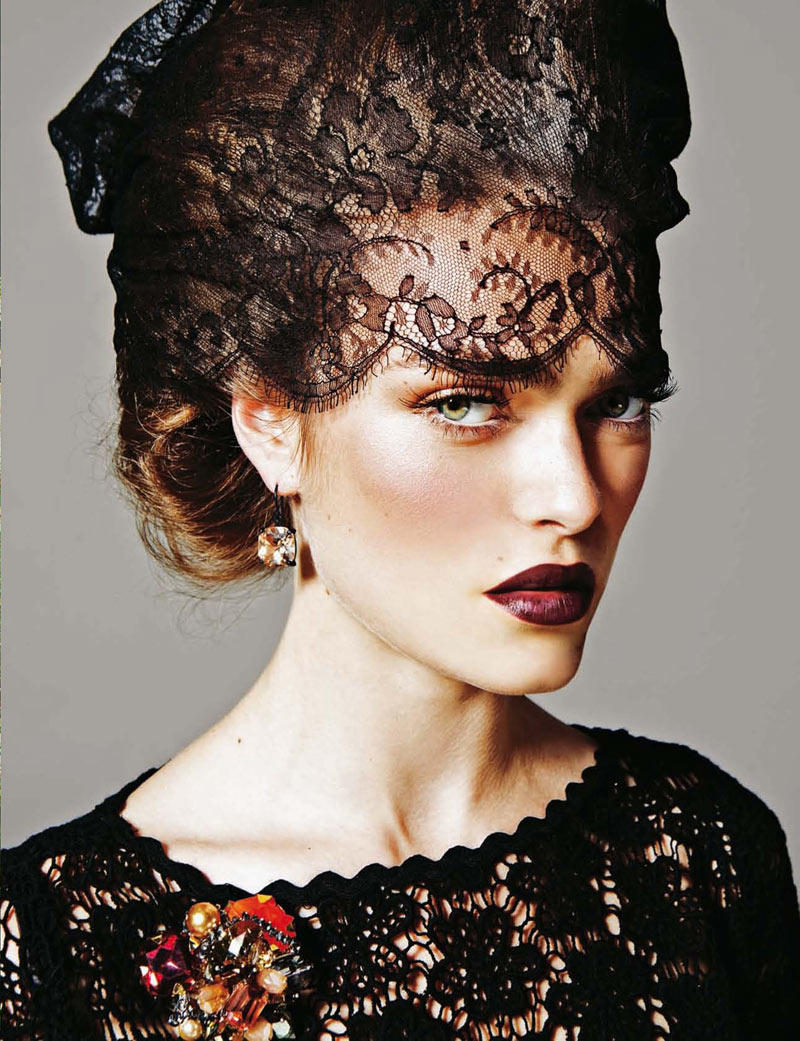 Sophie Vlaming by Raphael Delorme & Thierno Sy for <em>Vogue Portugal</em> December 2011 sophie vlaming6 Sophie Vlaming by Raphael Delorme & Thierno Sy for <em>Vogue Portugal</em> December 2011