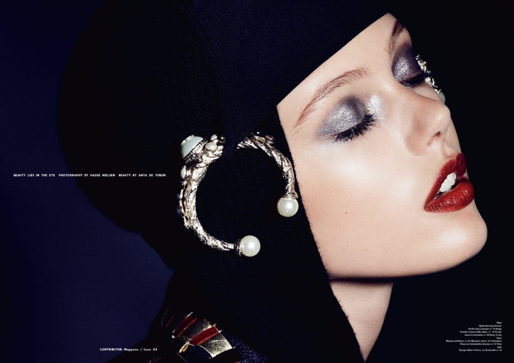 Frida Gustavsson, Theres Alexandersson & Madelene de la Motte by Hasse Nielsen for <em>Contributor</em> #4 hasse nielsen1 Frida Gustavsson, Theres Alexandersson & Madelene de la Motte by Hasse Nielsen for <em>Contributor</em> #4