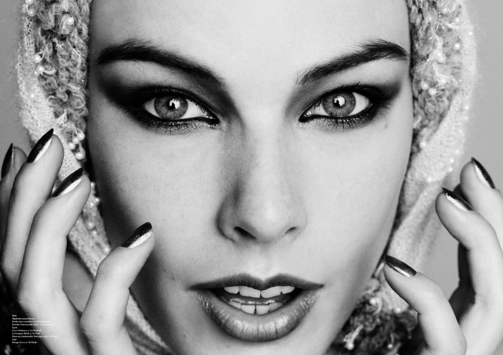 Frida Gustavsson, Theres Alexandersson & Madelene de la Motte by Hasse Nielsen for <em>Contributor</em> #4 hasse nielsen3 Frida Gustavsson, Theres Alexandersson & Madelene de la Motte by Hasse Nielsen for <em>Contributor</em> #4