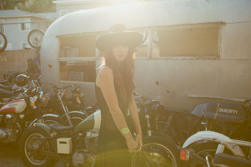Kelley Ash & Amanda Smith by Harper Smith for <em>Fashion Gone Rogue</em> harper smith4 Kelley Ash & Amanda Smith by Harper Smith for <em>Fashion Gone Rogue</em>