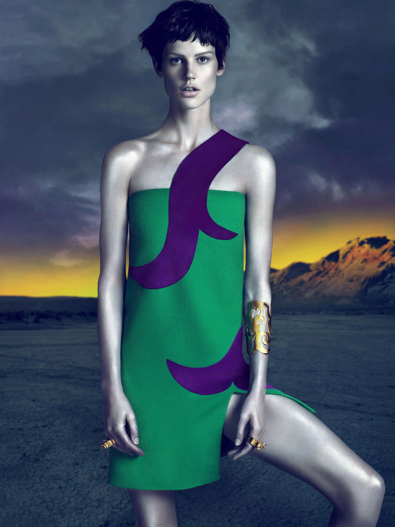 versacecampaign3 Versace Fall 2011 Campaign |  Saskia de Brauw by Mert & Marcus