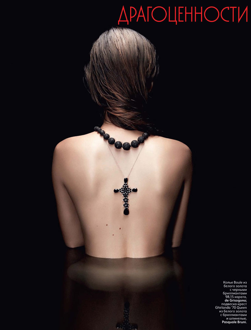 iekeliene stange2 Iekeliene Stange for <em>Vogue Russia</em> August 2011