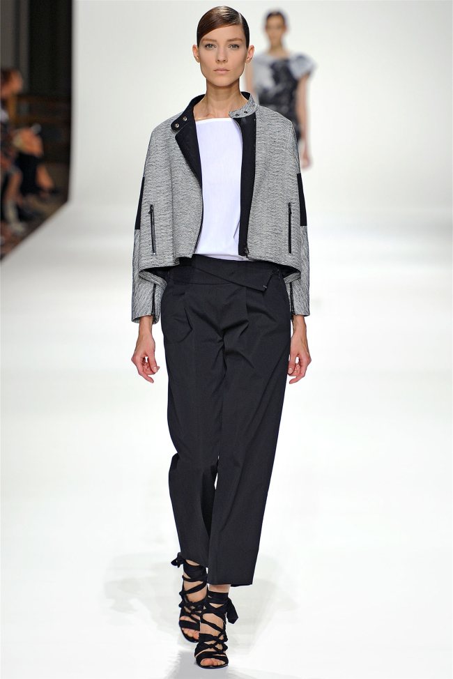 Dries van Noten Spring 2012 | Paris Fashion Week dries van noten2 Dries van Noten Spring 2012 | Paris Fashion Week