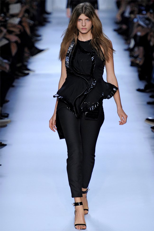 givenchy11 Givenchy Spring 2012 | Paris Fashion Week