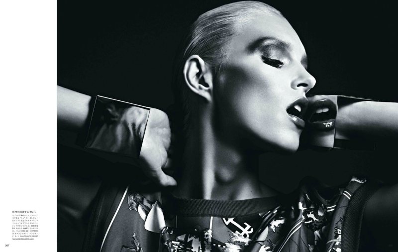 Anja Rubik by Hedi Slimane for <em>Vogue Japan</em> March 2012 anja rubik5 Anja Rubik by Hedi Slimane for <em>Vogue Japan</em> March 2012