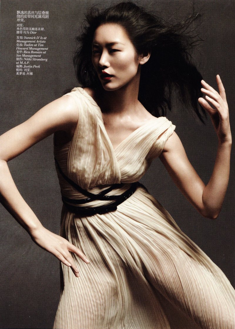 Liu Wen, Sui He & Ming Xi by Daniel Jackson for Vogue China May 2012