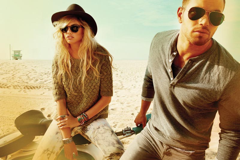 kate upton9 Kate Upton Is a Beach Babe for Dylan George and Abbot and Mains Fall 2012 Campaigns