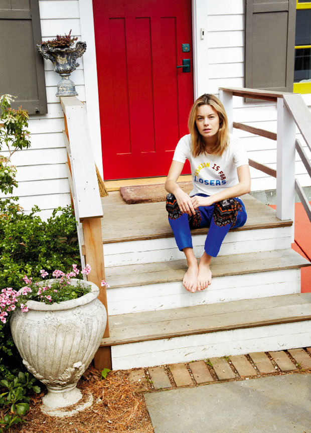 camille rowe7 Camille Rowe Keeps it Sunny and Fresh in Tanks Summer Issue