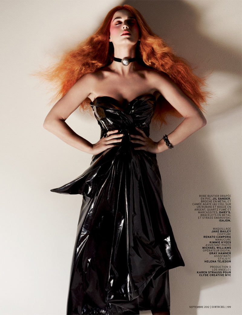 katy perry8 Katy Perry Gets Gothic for LOfficiel Paris September 2012 Cover Story