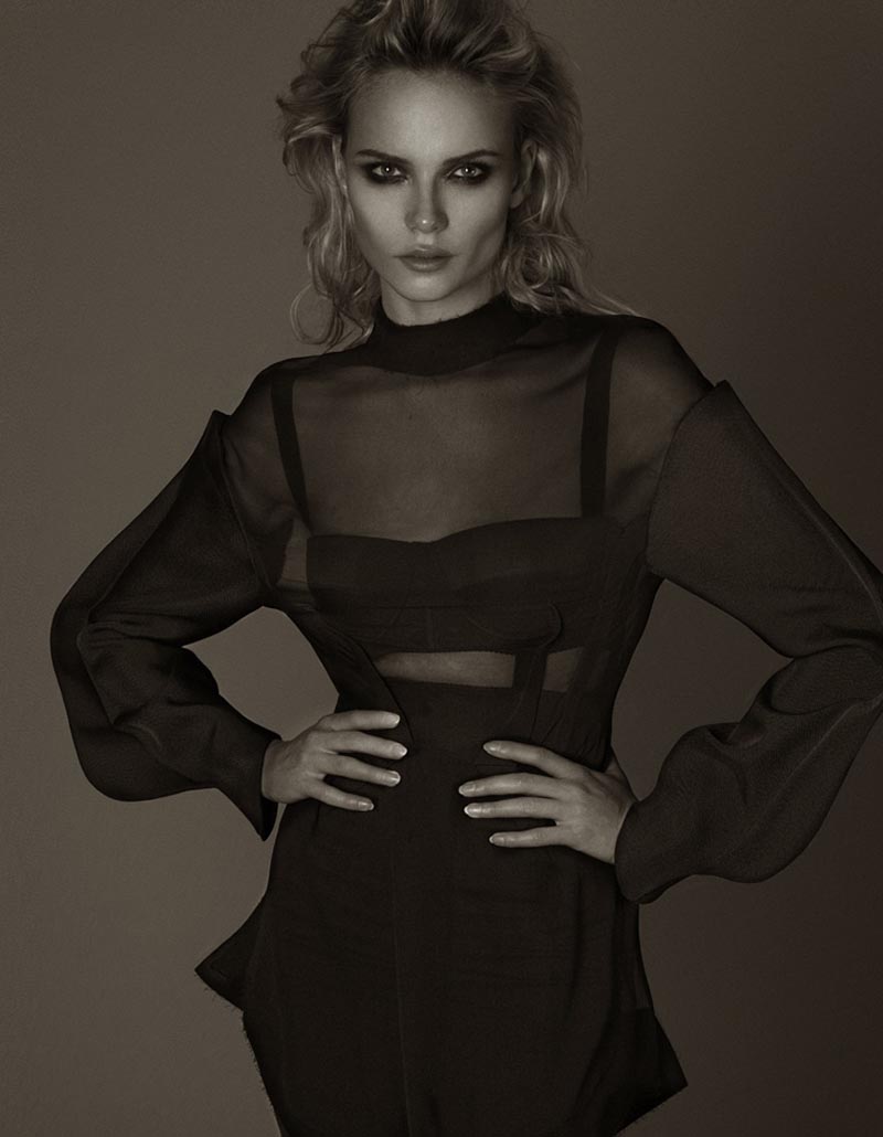 natasha poly11 Natasha Poly Models Fall Looks for the September Cover Shoot of Vogue Turkey