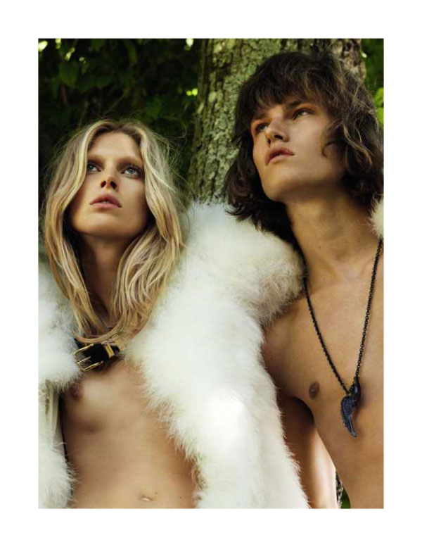 band5 Iselin Steiro & Toni Garrn by David Vasiljevic for <em>Vogue Spain</em> November 2010