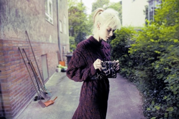 Dewi Driegen by Taki Bibelas for <em>Marie Claire Italia</em> October 2010 dewi Dewi Driegen by Taki Bibelas for <em>Marie Claire Italia</em> October 2010