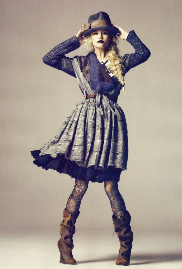 Ashley Smith by Damon Heath for <em>Lula</em> F/W 2010 ashley lula Ashley Smith by Damon Heath for <em>Lula</em> F/W 2010