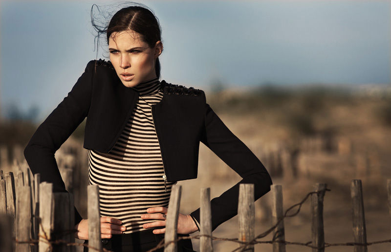 Jovita Miseviciute by Zoltan Tombor in Il Mare dInverno | <em>Grazia</em> November 2010 beach1 Jovita Miseviciute by Zoltan Tombor in Il Mare dInverno | <em>Grazia</em> November 2010