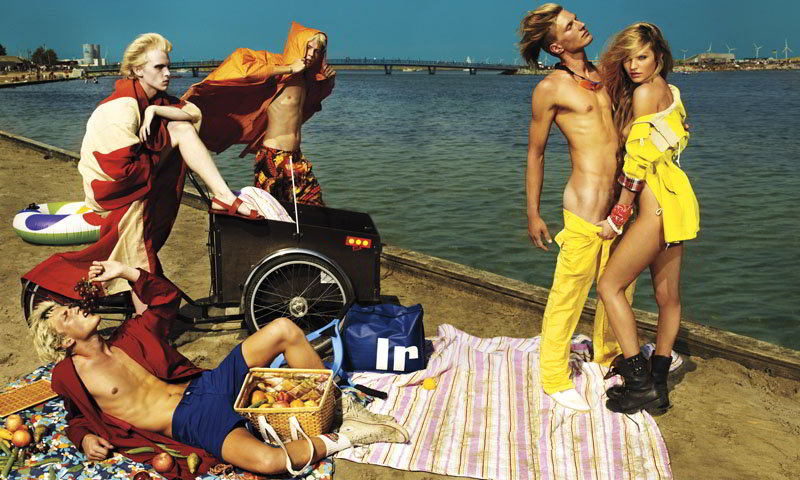 Candice Swanepoel for <em>VMan</em> F/W 2010 by Mario Testino candice swanepoel3 Candice Swanepoel for <em>VMan</em> F/W 2010 by Mario Testino