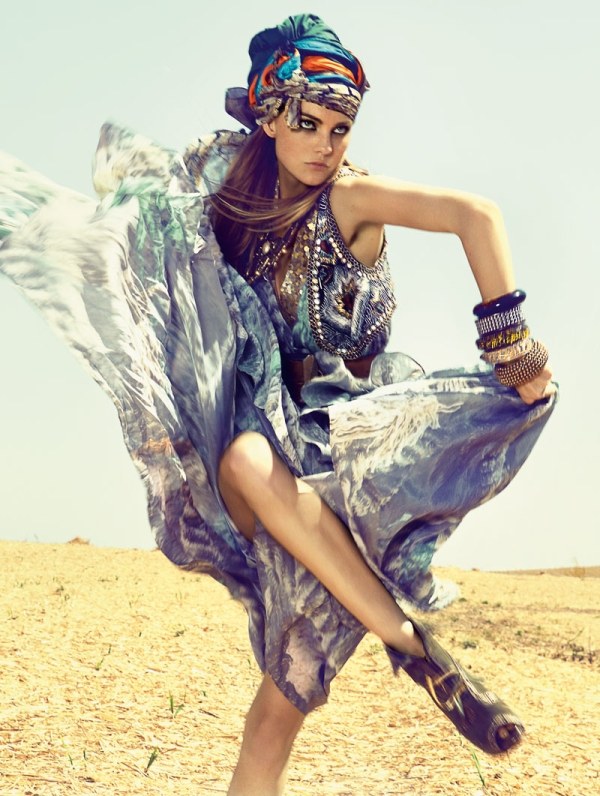 Caroline Trentini for <em>Elle Brazil</em> November 2010 by Zee Nunes & André Katopodis caroline trentini Caroline Trentini for <em>Elle Brazil</em> November 2010 by Zee Nunes & André Katopodis