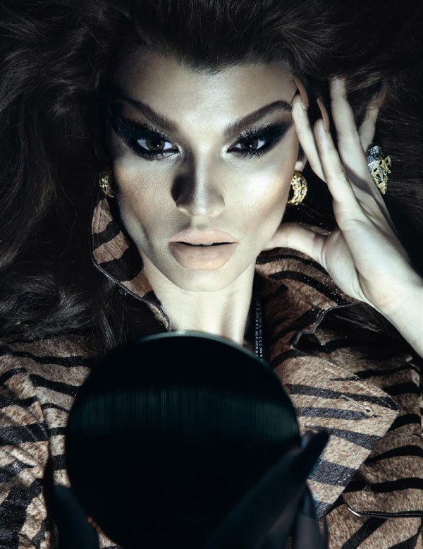 Crystal Renn by Tom Ford for <em>Vogue Paris</em> December 2010/January 2011 crystal paris Crystal Renn by Tom Ford for <em>Vogue Paris</em> December 2010/January 2011