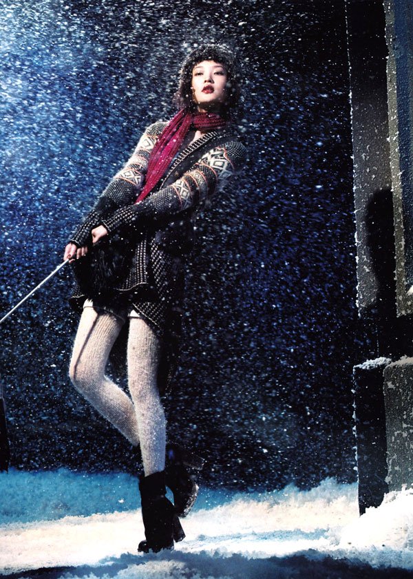Du Juan by Richard Ramos for <em>Vogue China</em> December 2010 du juan Du Juan by Richard Ramos for <em>Vogue China</em> December 2010