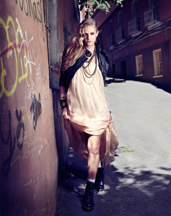 Luna by Onur Dogu for <em>Marie Claire Turkey</em> grunge Luna by Onur Dogu for <em>Marie Claire Turkey</em>