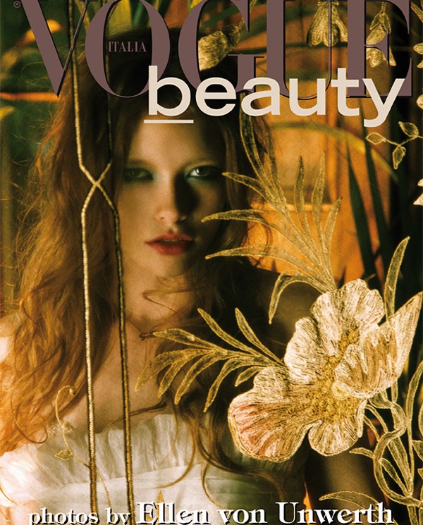 Julia Hafstrom & Gwen Loos by Ellen von Unwerth for <em>Vogue Italia</em> November 2010 italia beauty2 Julia Hafstrom & Gwen Loos by Ellen von Unwerth for <em>Vogue Italia</em> November 2010
